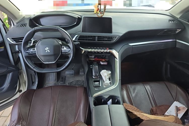 Used Peugeot 5008 2019 350THP 7-Seater Elite Edition Center Console