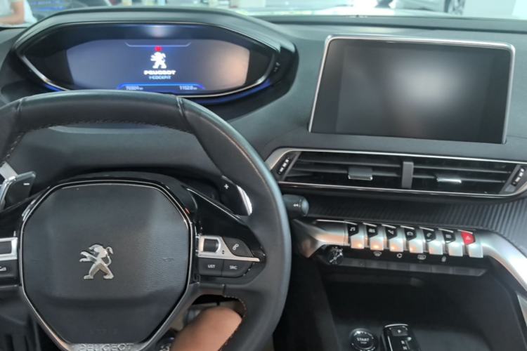 Used Peugeot 5008 2019 Revised Version 360THP 5-Seater Elite Edition Center Console