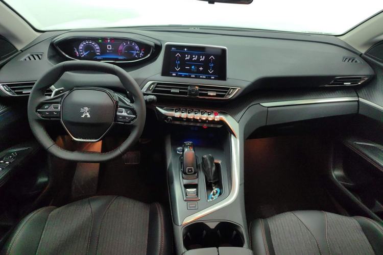 Used Peugeot 5008 2019 360THP 7-Seater Flagship Edition Center Console