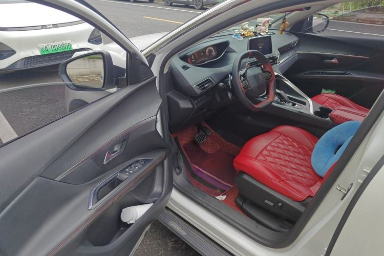 Used Peugeot 5008 2019 350THP 5-seat Elite Edition Driver Seat