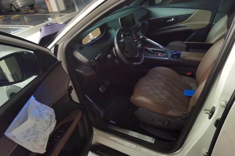 Used Peugeot 5008 2019 380THP 7-Seater Luxury GT Edition Driver Seat