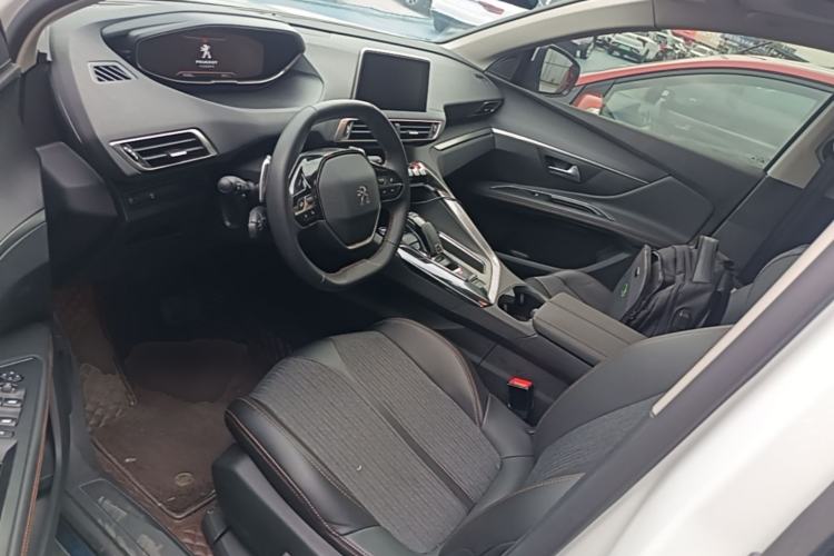 Used Peugeot 5008 2019 350THP 7-Seater Elite Edition Driver Seat