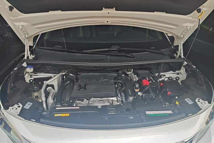 Used Peugeot 5008 2019 380THP 7-Seater Elite Edition Engine Bay