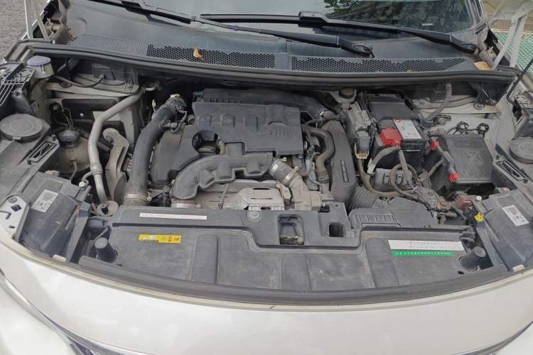 Used Peugeot 5008 2019 350THP 5-seat Elite Edition Engine Bay