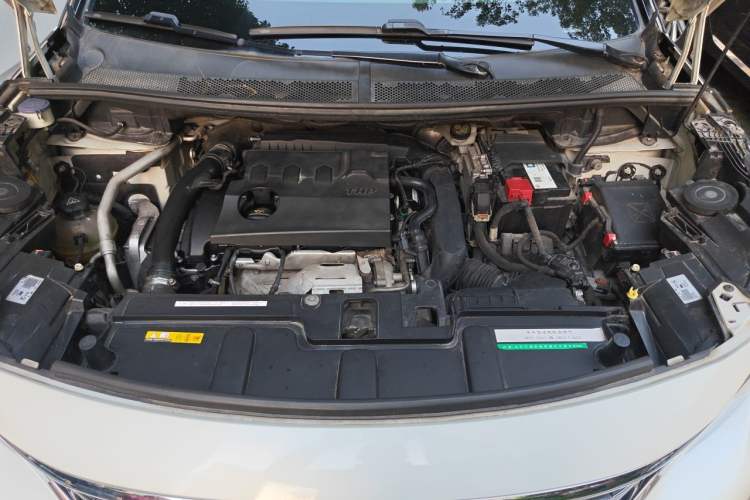 Used Peugeot 5008 2019 380THP 5-Seater Elite Edition Engine Bay