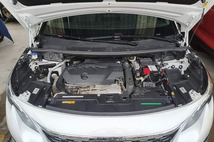 Used Peugeot 5008 2019 400THP 7-Seater Flagship Edition Engine Bay