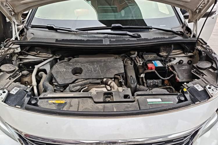 Used Peugeot 5008 2019 Revised Version 360THP 5-Seater Elite Edition Engine Bay