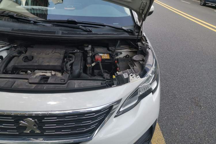 Used Peugeot 5008 2019 380THP 7-Seater Elite Edition Engine Bay Left
