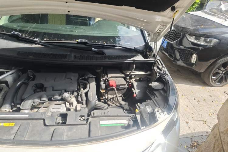 Used Peugeot 5008 2019 350THP 7-Seater Elite Edition Engine Bay Left