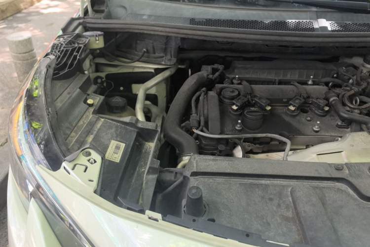 Used Peugeot 5008 2019 400THP 7-Seater Flagship Edition Engine Bay Right