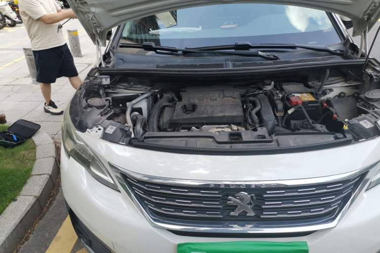 Used Peugeot 5008 2019 380THP 7-Seater Elite Edition Engine Bay Right