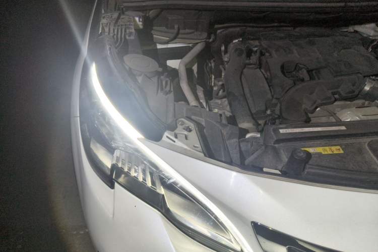 Used Peugeot 5008 2019 350THP 7-Seater Elite Edition Engine Bay Right