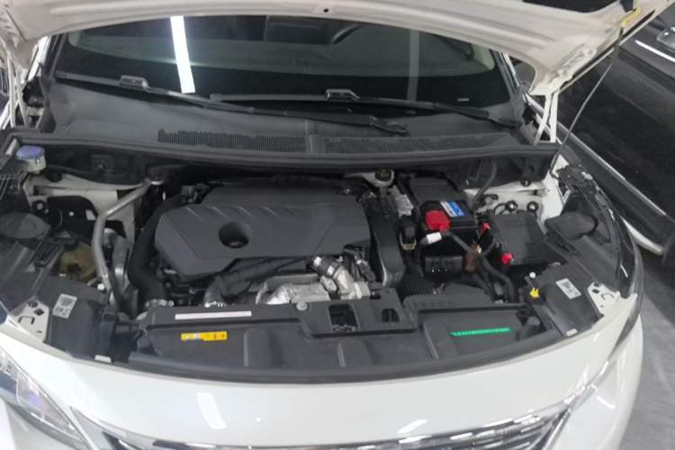 Used Peugeot 5008 2019 Revised Version 360THP 5-Seater Elite Edition Engine Bay