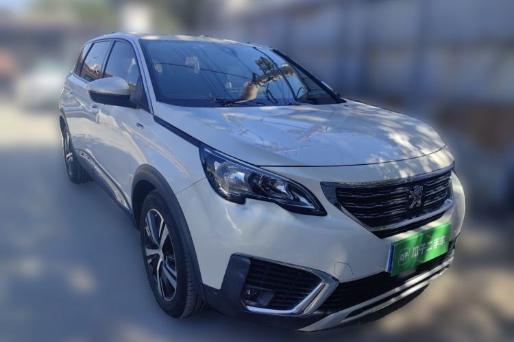 Used Peugeot 5008 2019 350THP 5-seat Leading Edition Front Right 45 Deg
