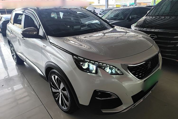 Used Peugeot 5008 2019 380THP 7-Seater Luxury GT Edition Front Right 45 Deg