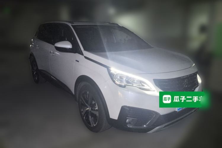 Used Peugeot 5008 2019 350THP 7-Seater Elite Edition Front Right 45 Deg