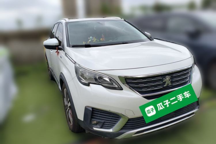 Used Peugeot 5008 2019 350THP 7-Seater Elite Edition Front Right 45 Deg