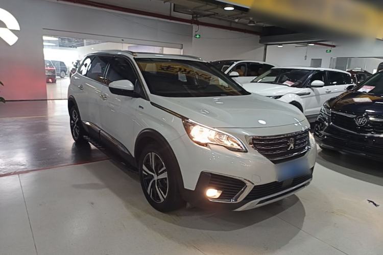 Used Peugeot 5008 2019 380THP 5-Seater Elite Edition Front Right 45 Deg