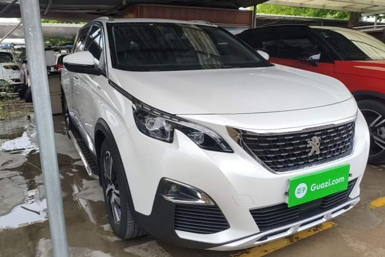 Used Peugeot 5008 2019 400THP 7-Seater Flagship Edition Front Right 45 Deg