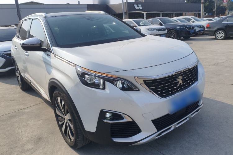 Used Peugeot 5008 2019 380THP 7-Seater Luxury GT Edition Front Right 45 Deg
