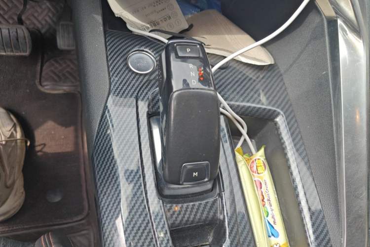 Used Peugeot 5008 2019 380THP 5-Seater Elite Edition Gear Lever