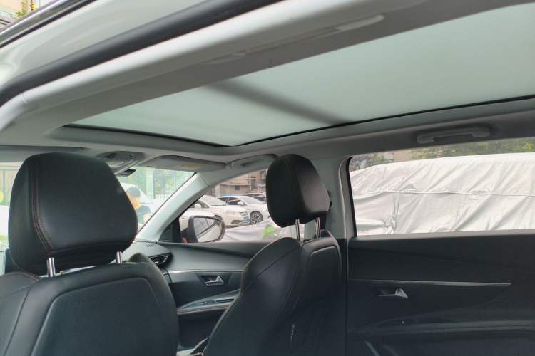 Used Peugeot 5008 2019 350THP 7-Seater Elite Edition Headliner