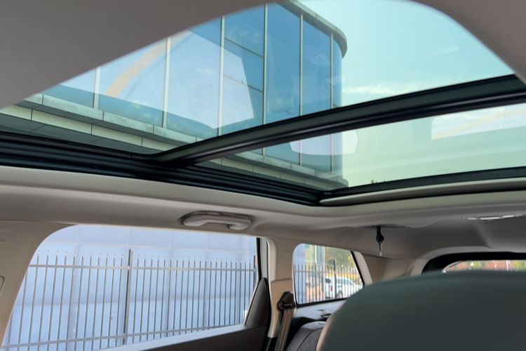 Used Peugeot 5008 2019 350THP 5-seat Elite Edition Headliner