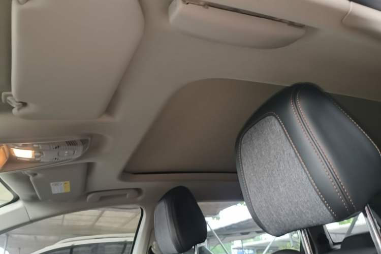 Used Peugeot 5008 2019 400THP 7-Seater Flagship Edition Headliner