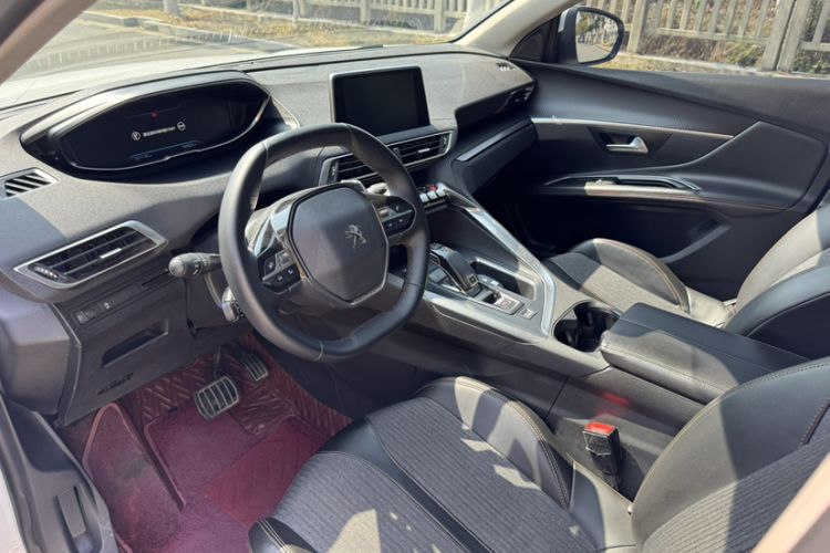 Used Peugeot 5008 2019 380THP 5-Seater Elite Edition Interior 1