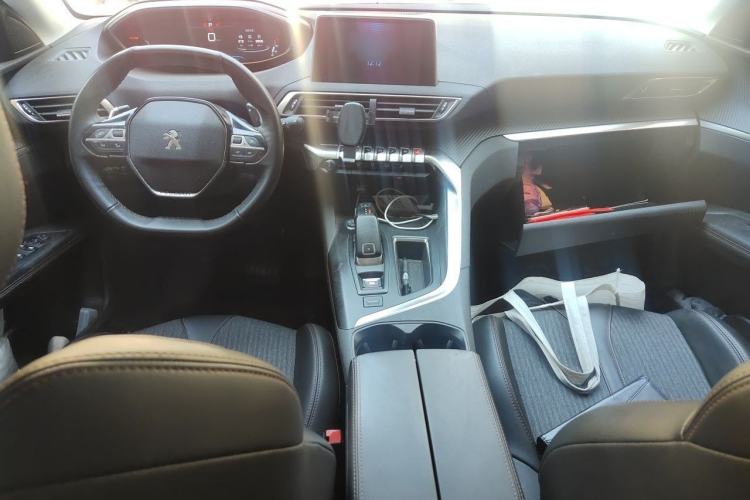 Used Peugeot 5008 2019 380THP 7-Seater Elite Edition Interior 2