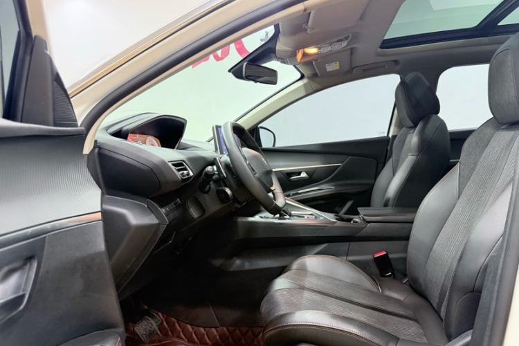 Used Peugeot 5008 2019 380THP 5-Seater Elite Edition Interior 2
