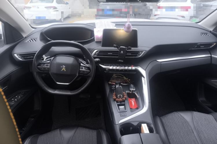 Used Peugeot 5008 2019 400THP 5-Seat Elite Edition Interior 2