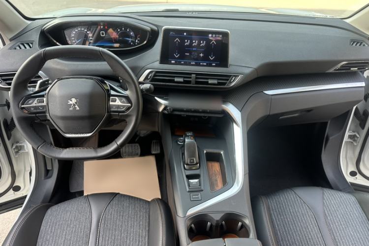 Used Peugeot 5008 2019 350THP 7-Seater Elite Edition Interior 3