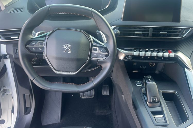 Used Peugeot 5008 2019 350THP 5-seat Elite Edition Interior 8
