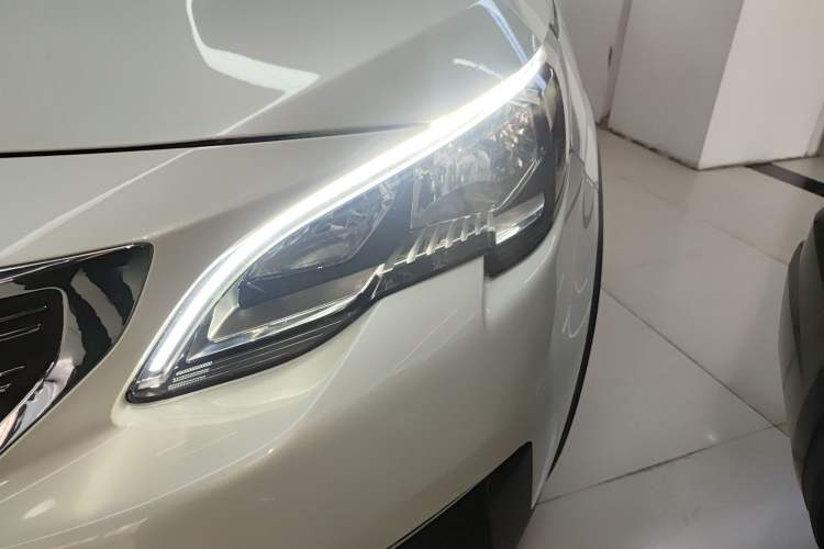 Used Peugeot 5008 2019 350THP 5-seat Elite Edition Left Front Headlight