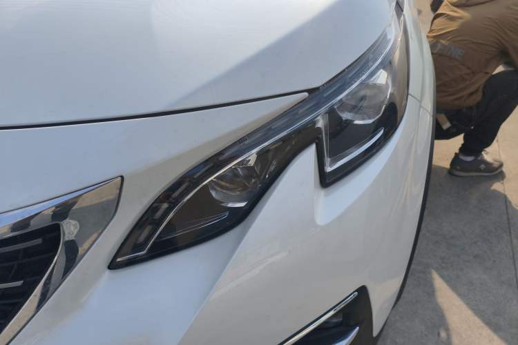 Used Peugeot 5008 2019 380THP 7-Seater Luxury GT Edition Left Front Headlight