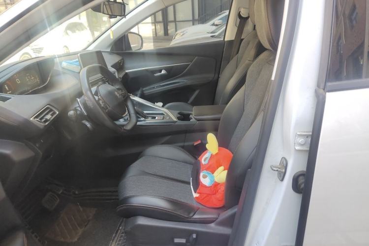 Used Peugeot 5008 2019 380THP 7-Seater Elite Edition Left Front Seat