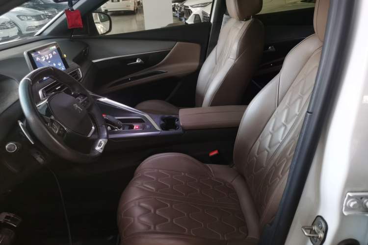 Used Peugeot 5008 2019 380THP 7-Seater Luxury GT Edition Left Front Seat