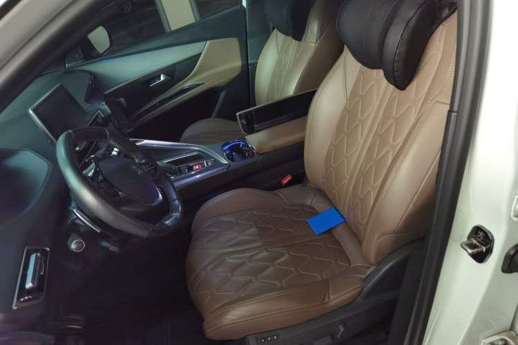 Used Peugeot 5008 2019 380THP 7-Seater Luxury GT Edition Left Front Seat