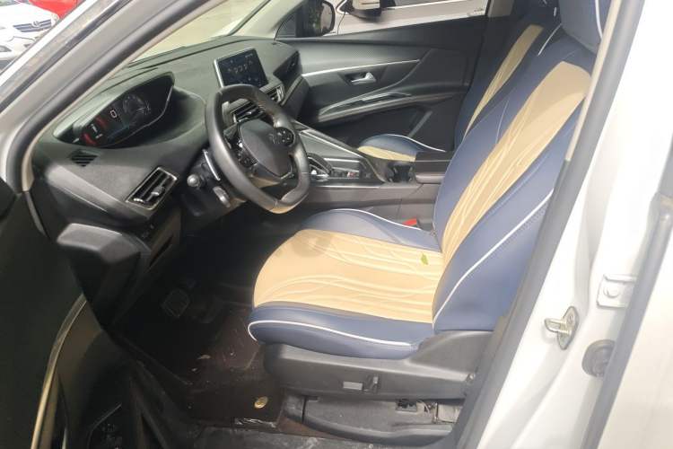 Used Peugeot 5008 2019 350THP 7-Seater Elite Edition Left Front Seat