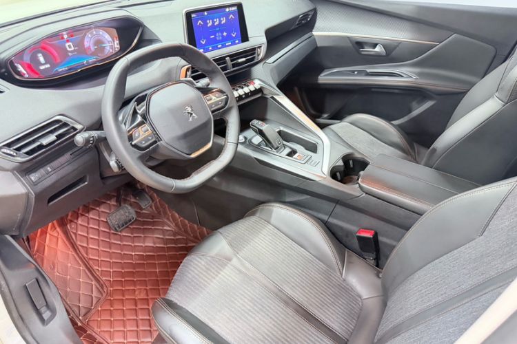 Used Peugeot 5008 2019 380THP 5-Seater Elite Edition Left Front Seat