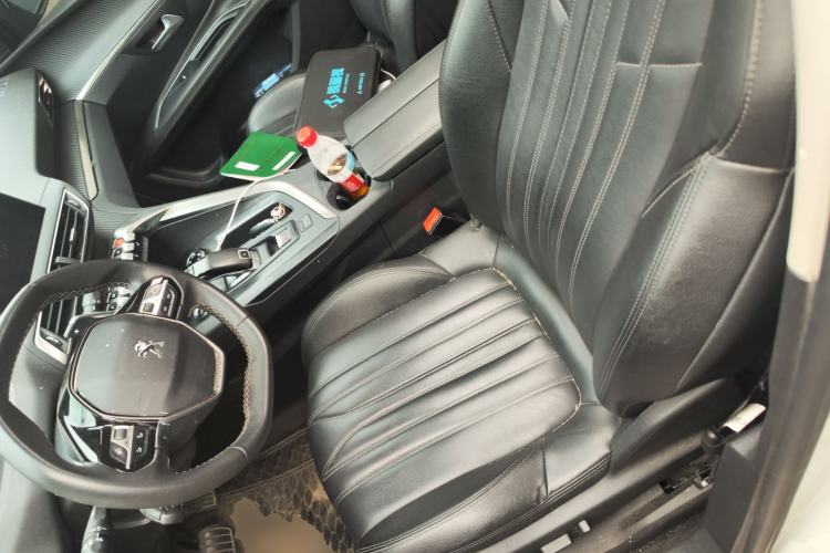 Used Peugeot 5008 2019 400THP 7-Seater Flagship Luxury Edition Left Front Seat