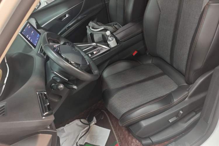 Used Peugeot 5008 2019 350THP 5-seat Elite Edition Left Front Seat