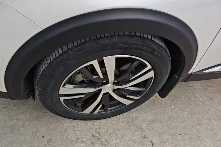 Used Peugeot 5008 2019 Revised Version 360THP 5-Seater Elite Edition Left Front Wheel Hub