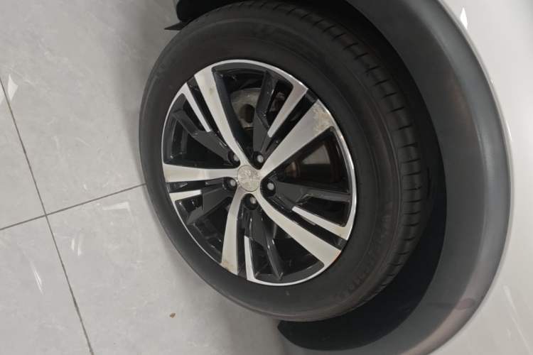 Used Peugeot 5008 2019 350THP 5-seat Elite Edition Left Front Wheel Hub