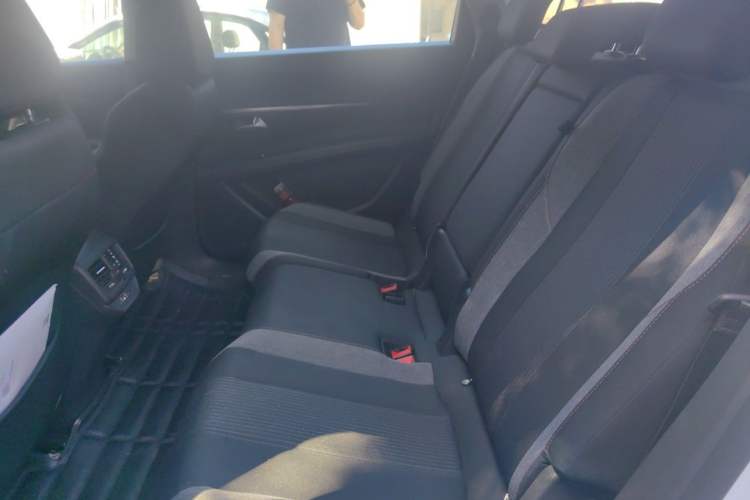Used Peugeot 5008 2019 350THP 5-seat Leading Edition Left Rear Seat