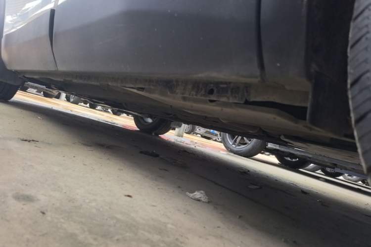 Used Peugeot 5008 2019 Revised 360THP 5-Seater Leading Edition Left Side Sill