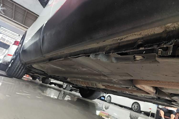 Used Peugeot 5008 2019 380THP 7-Seater Luxury GT Edition Left Side Sill