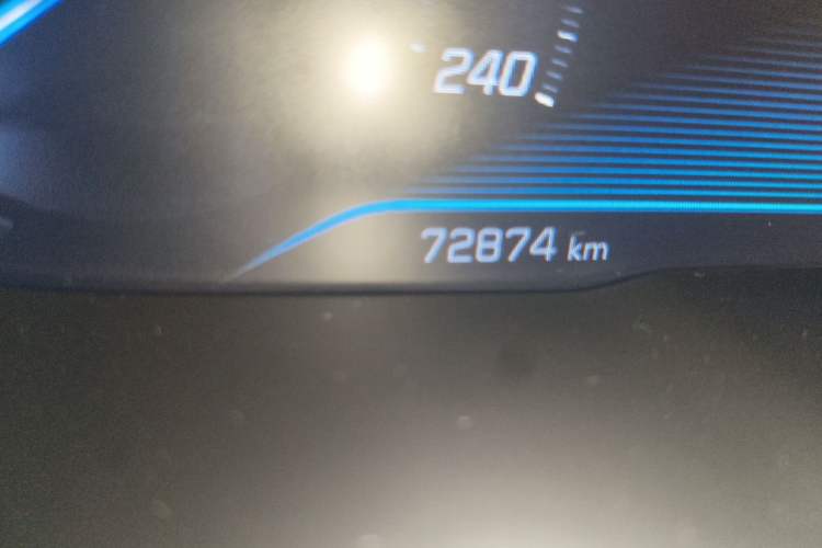 Used Peugeot 5008 2019 350THP 7-Seater Elite Edition Odometer Close Up