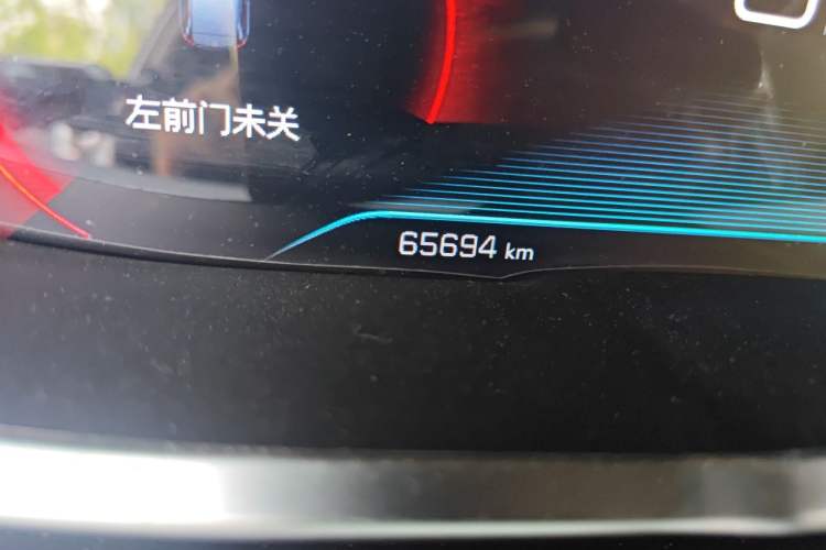 Used Peugeot 5008 2019 350THP 7-Seater Elite Edition Odometer Close Up